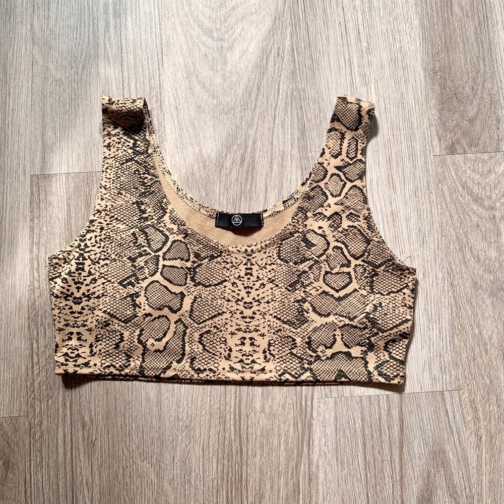 Misguided snakeskin crop top M